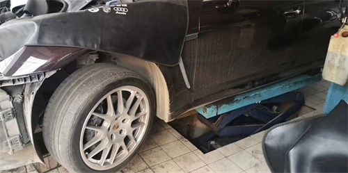 汽車后視鏡上小圓鏡要不要裝？